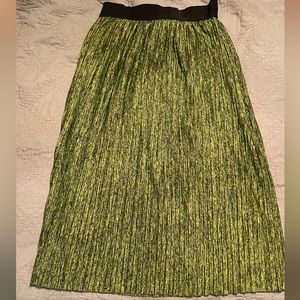 Midi pleated skirt